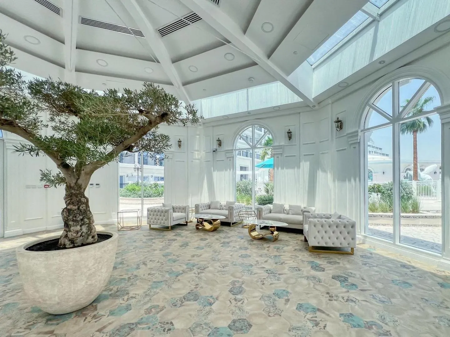 Guestready - Luxurious Retreat Near Miracle Garden Apartment Dubai