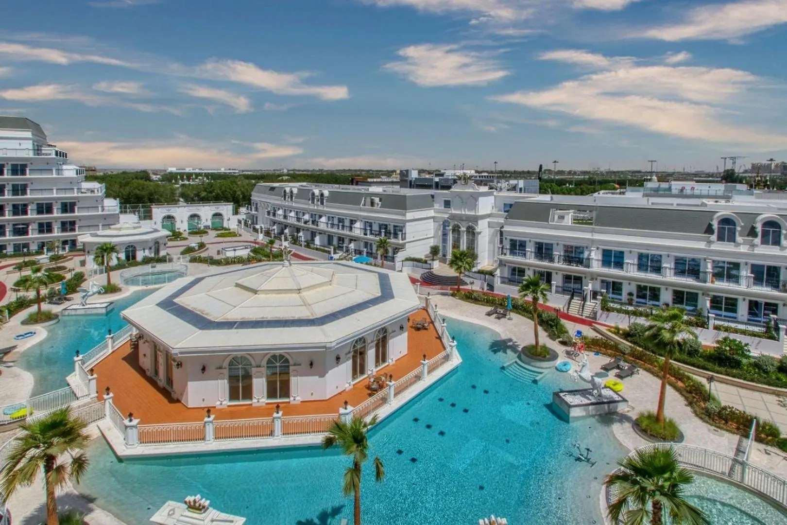 Apartmán Guestready - Luxurious Retreat Near Miracle Garden Dubaj