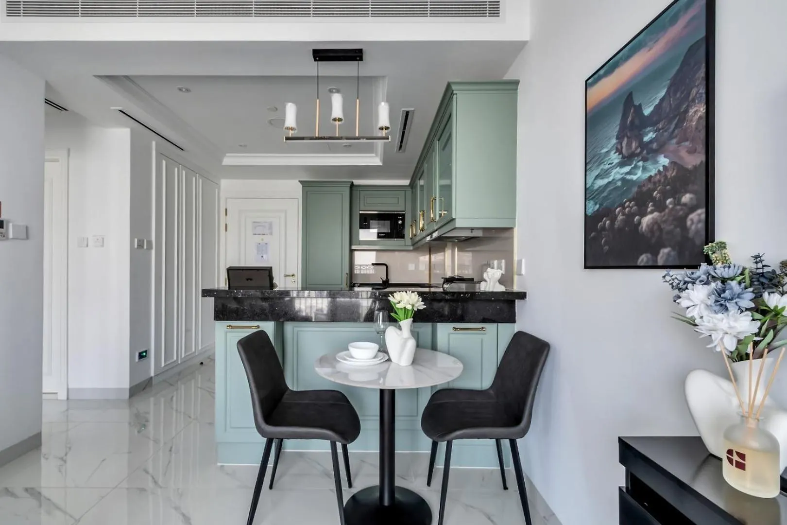 Guestready - Luxurious Retreat Near Miracle Garden Apartment Dubai
